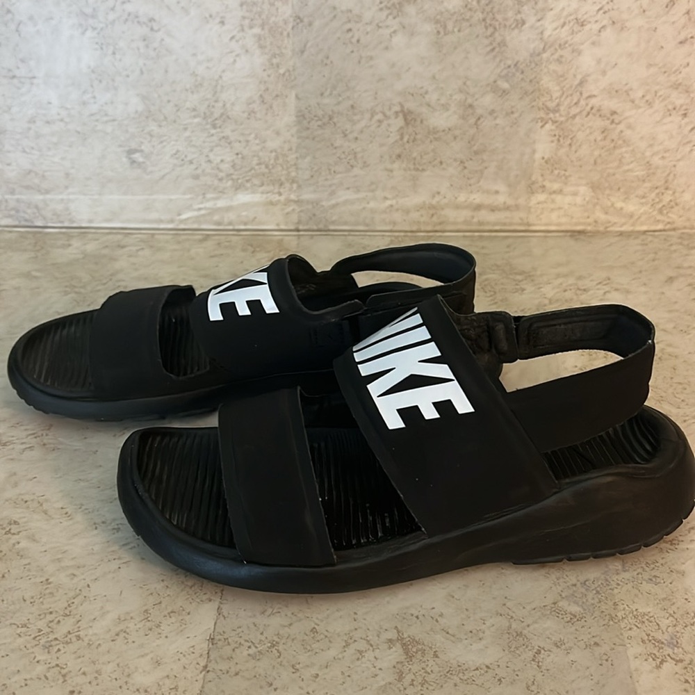 Nike sandals - Picture 2 of 3